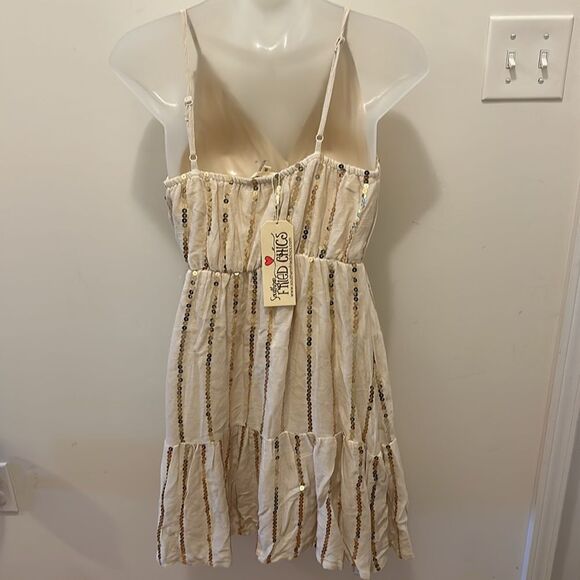 Southern Fried Chics Boutique Gold Beige Sequin Sheath Dress V-cut Small S NWT - Picture 4 of 5